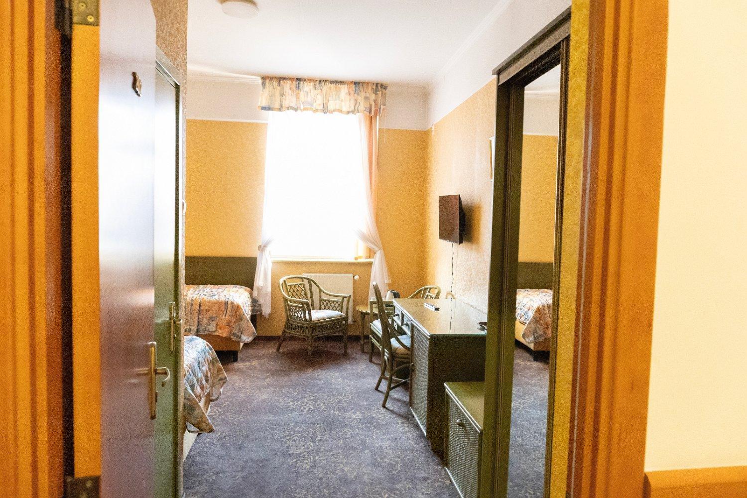 Hotel Calisia Kaliszki Dış mekan fotoğraf