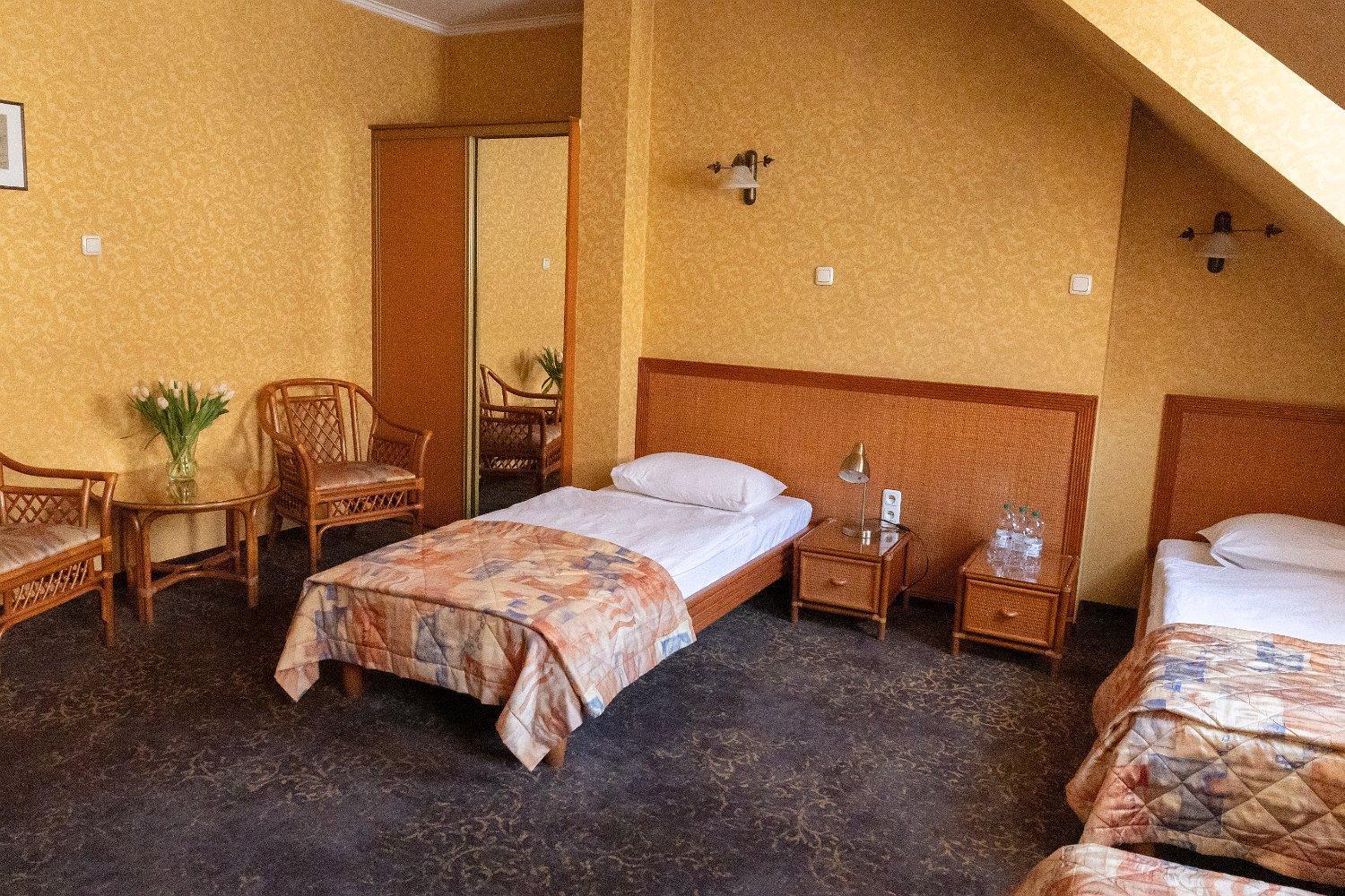 Hotel Calisia Kaliszki Dış mekan fotoğraf