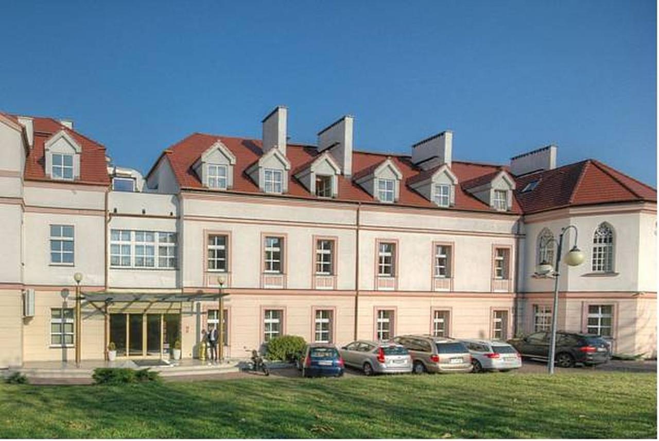 Hotel Calisia Kaliszki Dış mekan fotoğraf