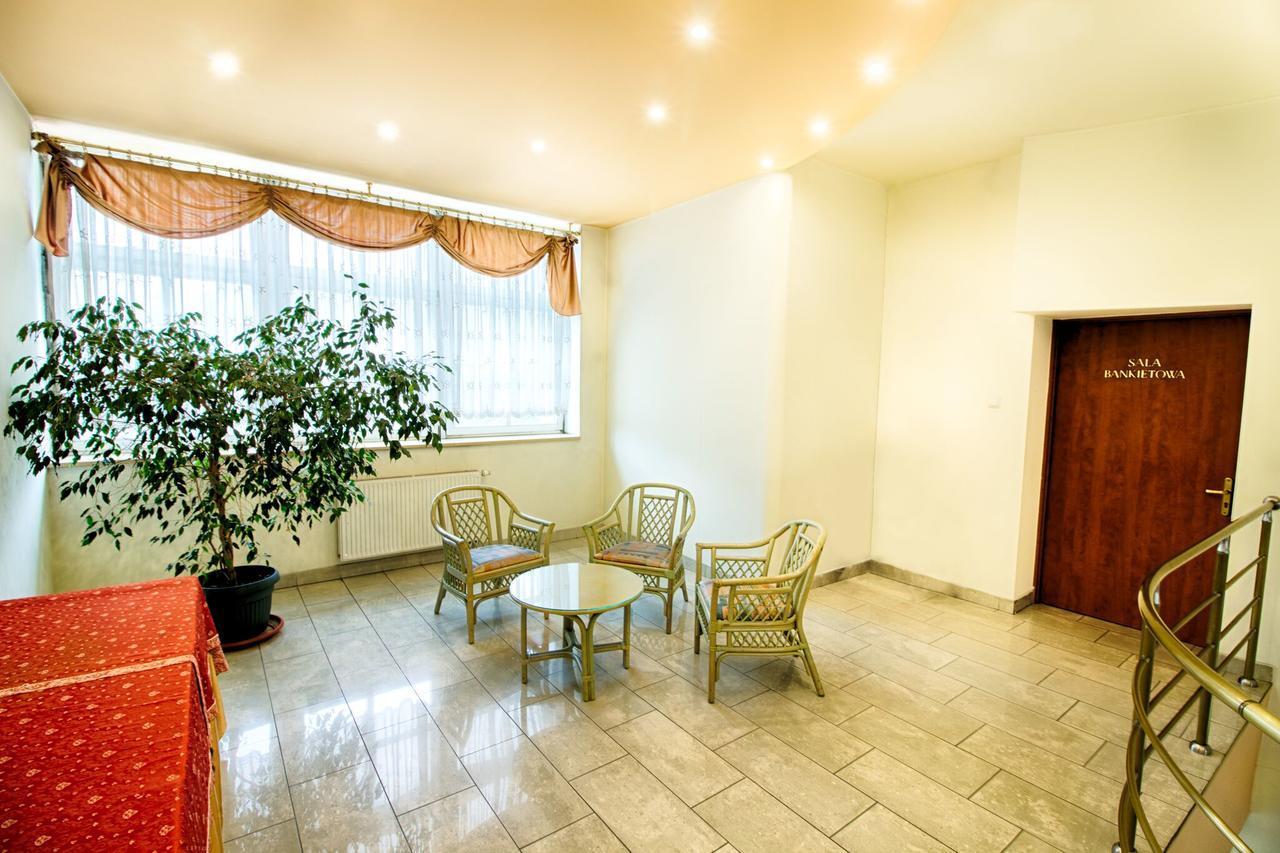 Hotel Calisia Kaliszki Dış mekan fotoğraf