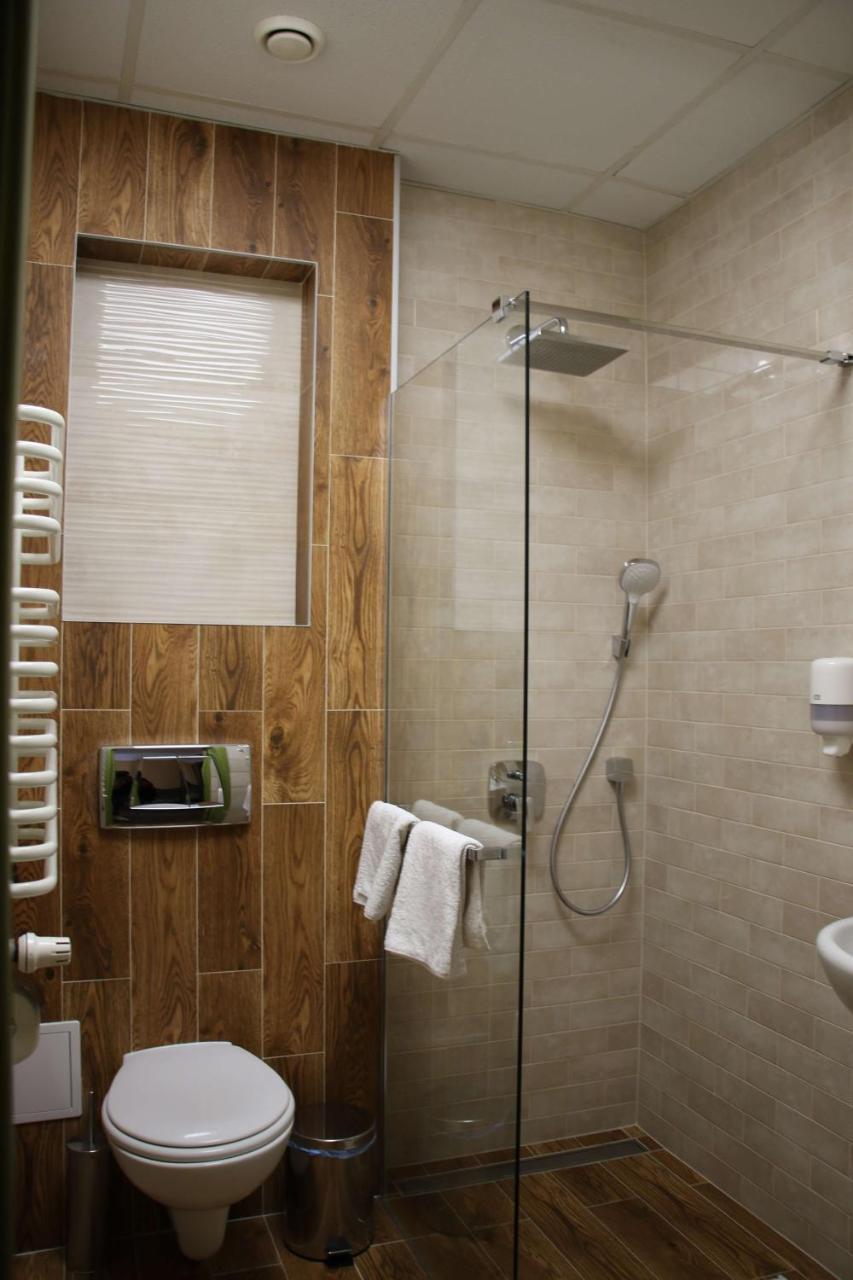 Hotel Calisia Kaliszki Dış mekan fotoğraf